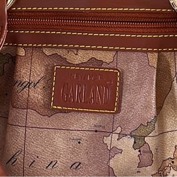 AUTHENTIC GARLAND NEW MAP Hand/ Shoulder Bag - Picture 11 of 12